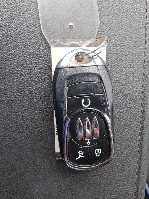 Used 2025 Buick Envista Sport Touring w/ Experience Buick Package FWD image 19