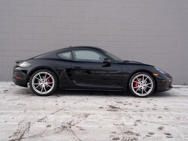 Used 2024 Porsche 718 Cayman S image 8