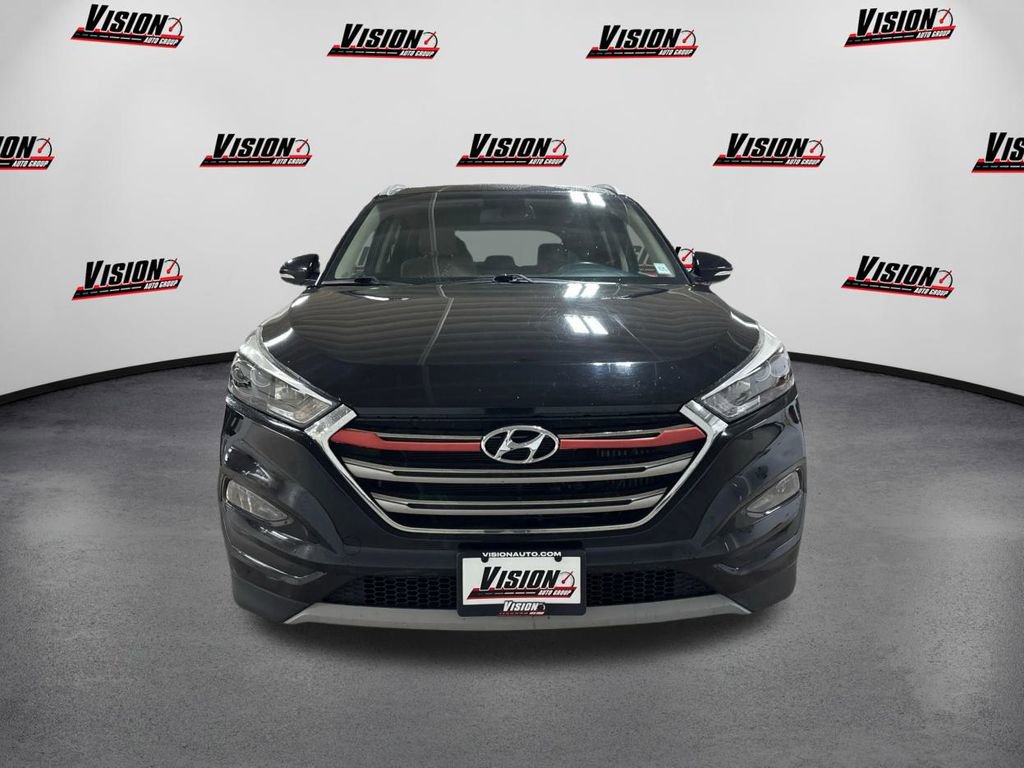 Used 2017 Hyundai Tucson Limited w/ Cargo Package image 2