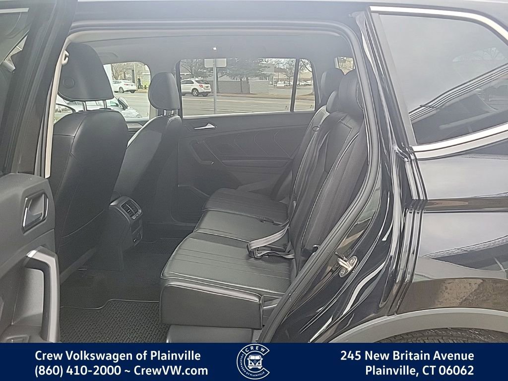 Certified 2022 Volkswagen Tiguan SE image 14