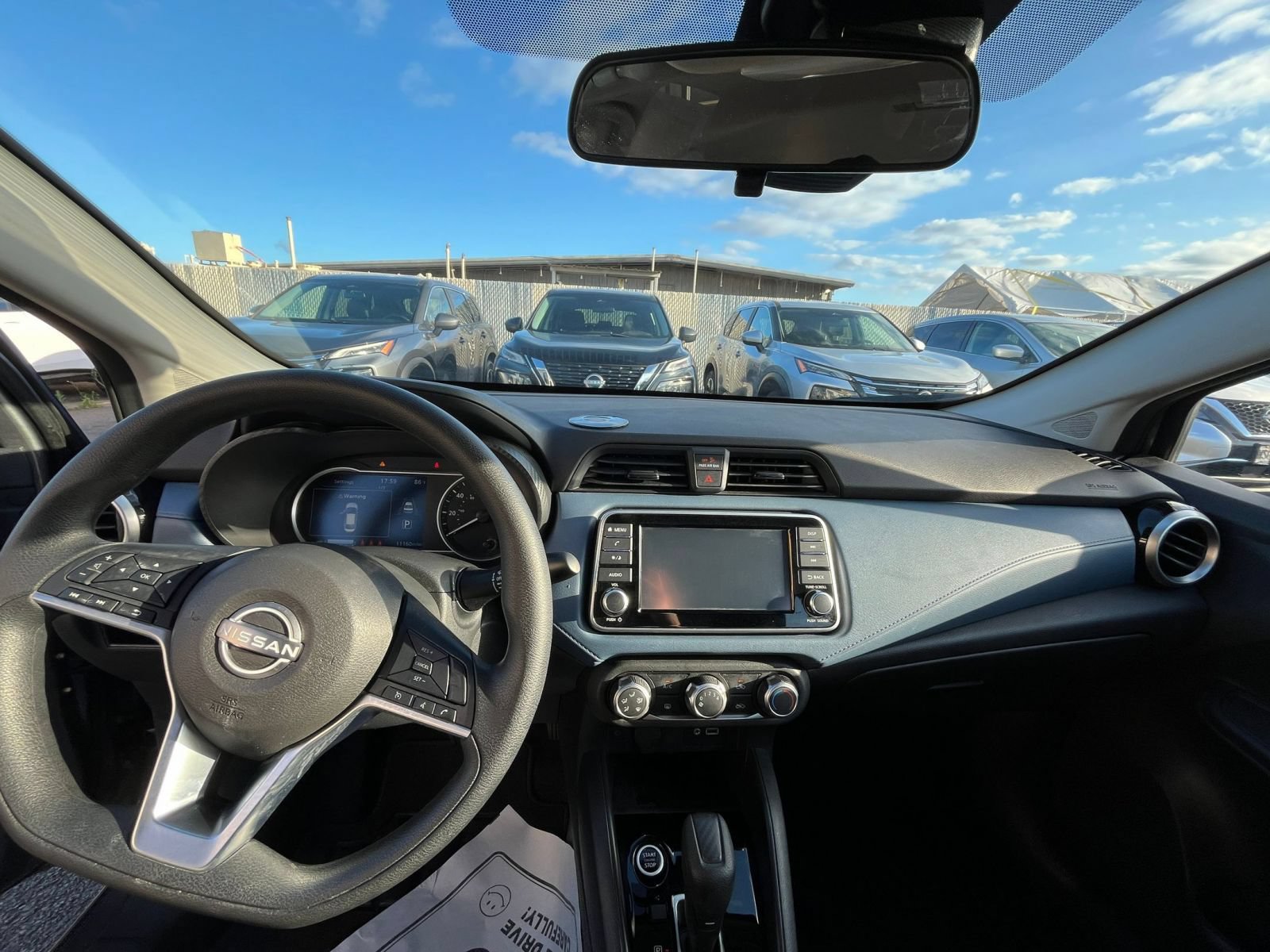 Used 2025 Nissan Versa SV FWD image 33