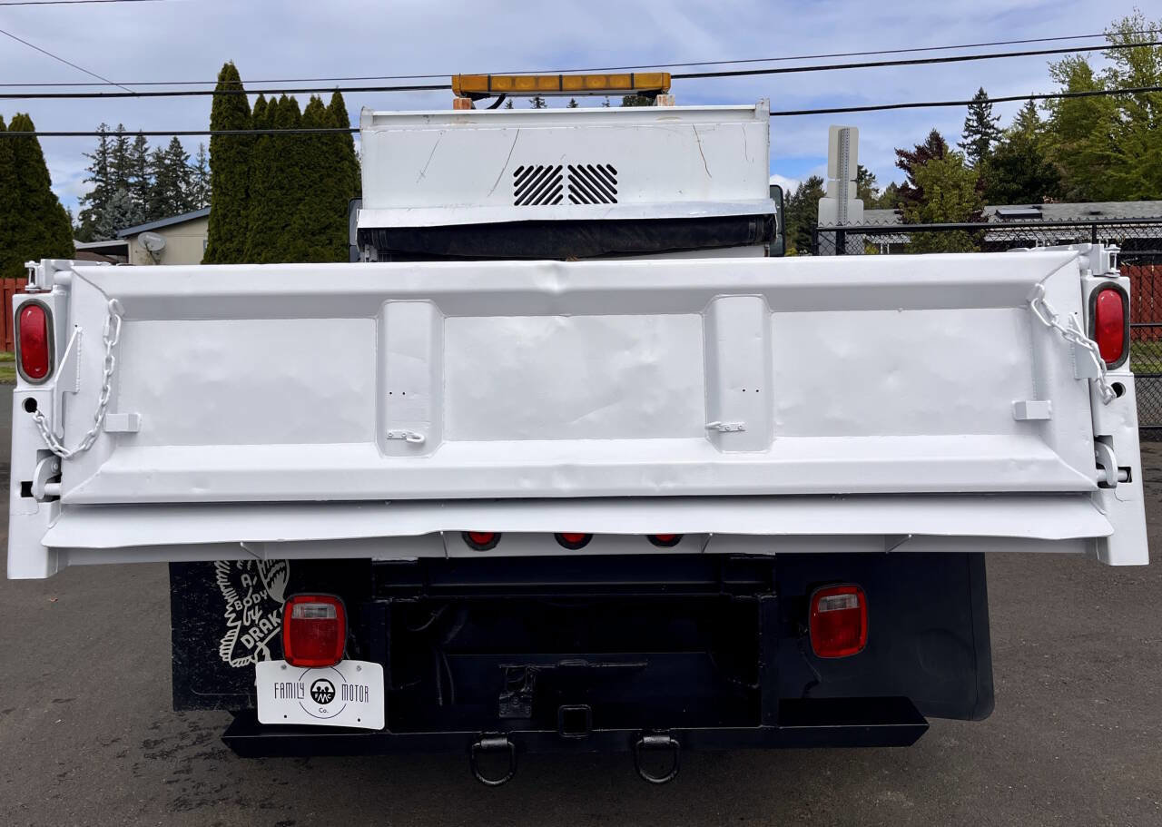 Used 2003 GMC TopKick C4500 2WD Regular Cab image 4