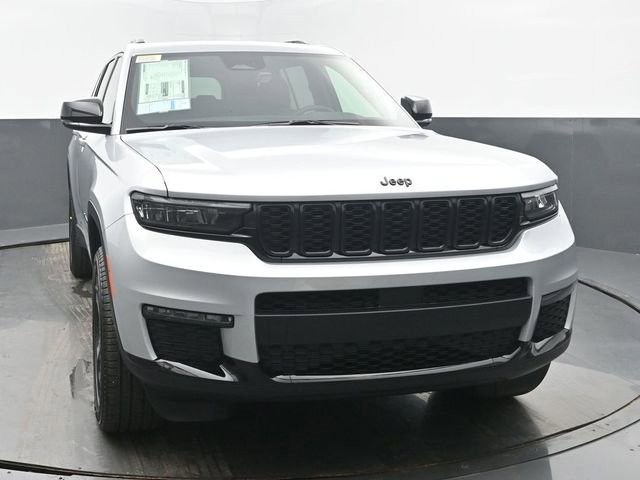 New 2025 Jeep Grand Cherokee L Limited w/ Black Appearance Package image 8