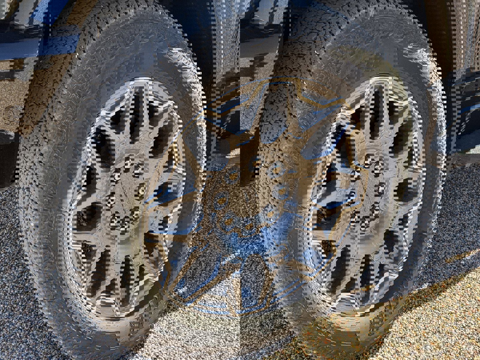 New 2025 GMC Hummer EV 3X image 9