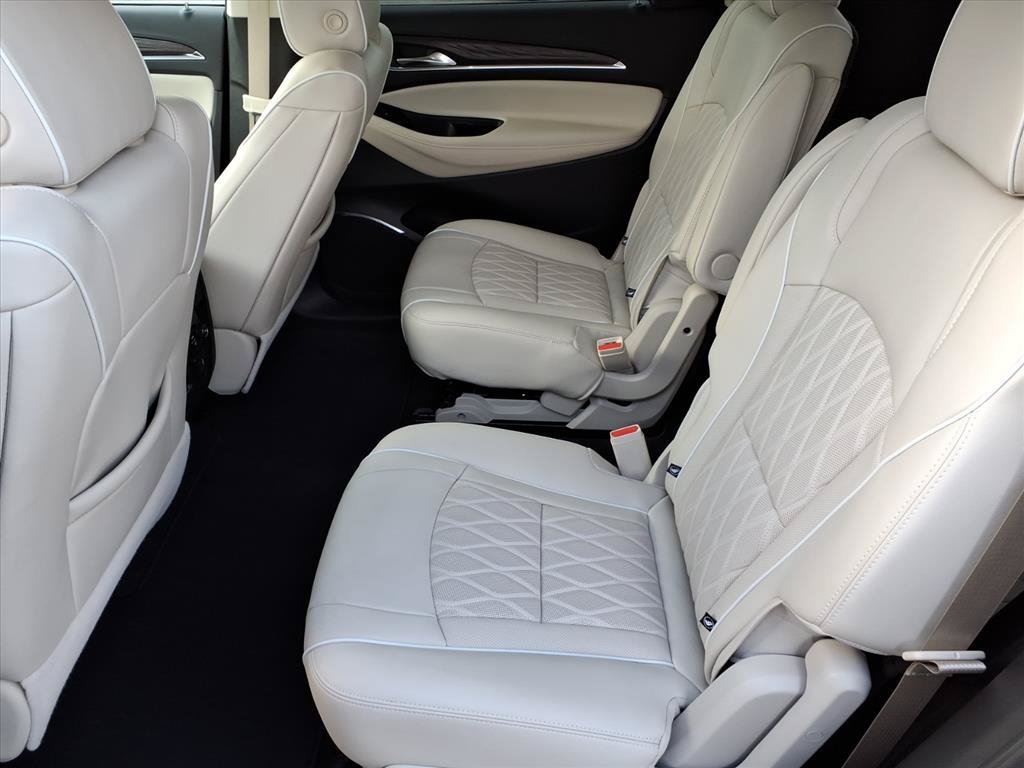 Used 2024 Buick Enclave Avenir w/ Avenir Technology Package AWD/4WD image 13
