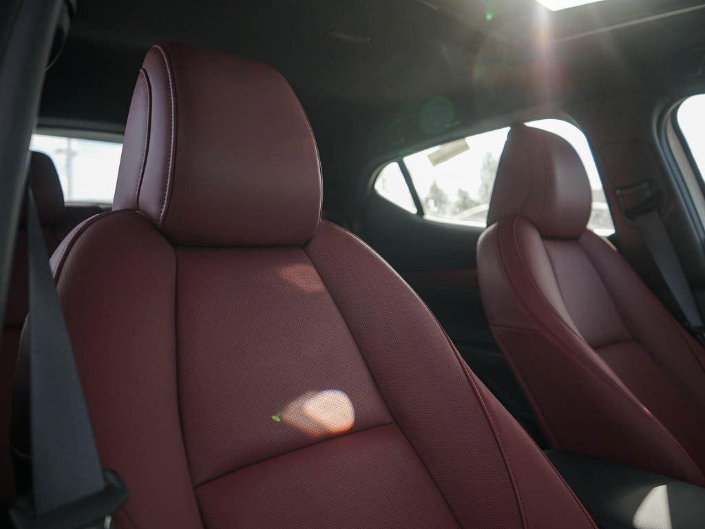 New 2026 MAZDA MAZDA3 2.5 S Hatchback w/ Premium Pkg FWD image 11