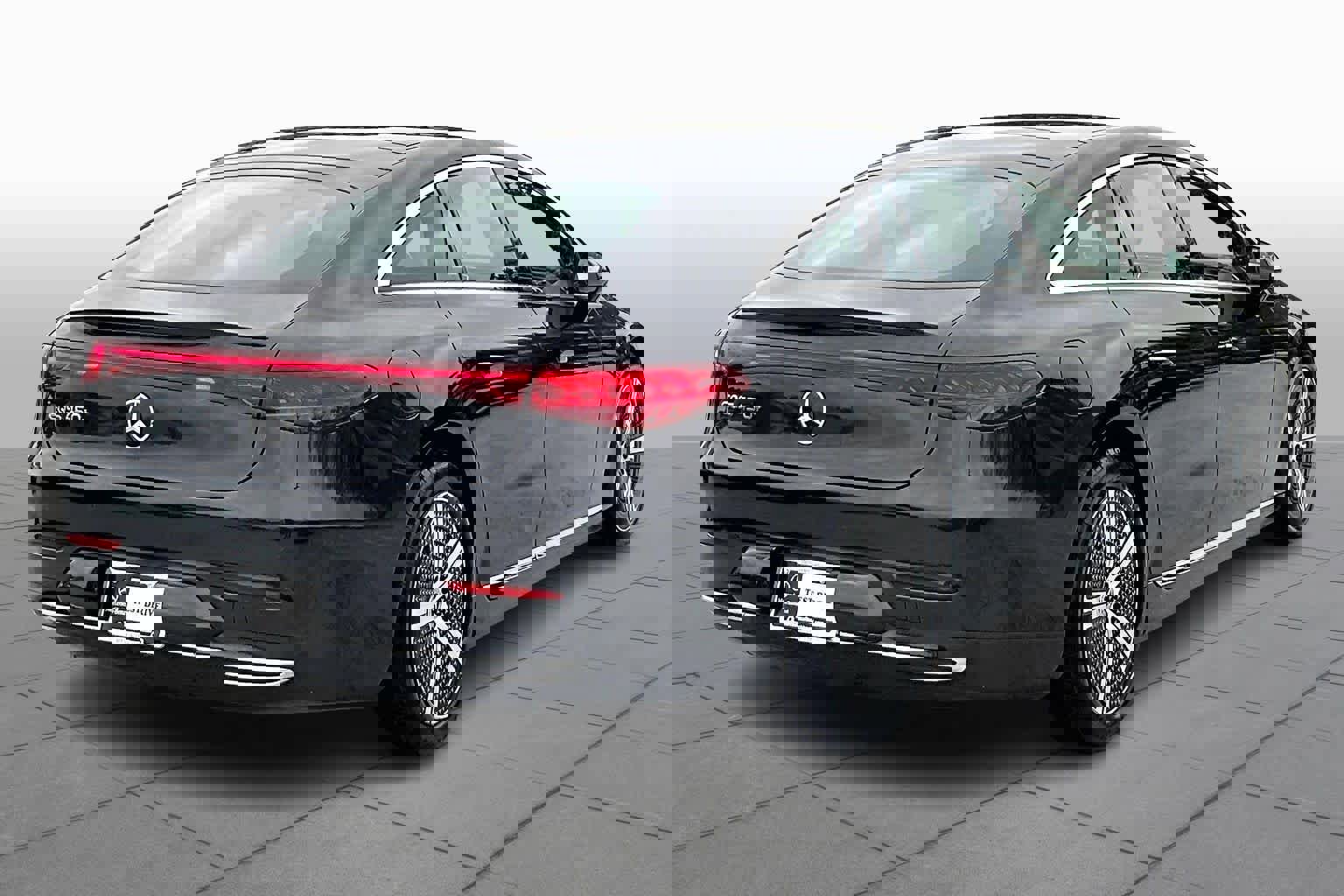 Used 2023 Mercedes-Benz EQS 450+ Sedan image 11