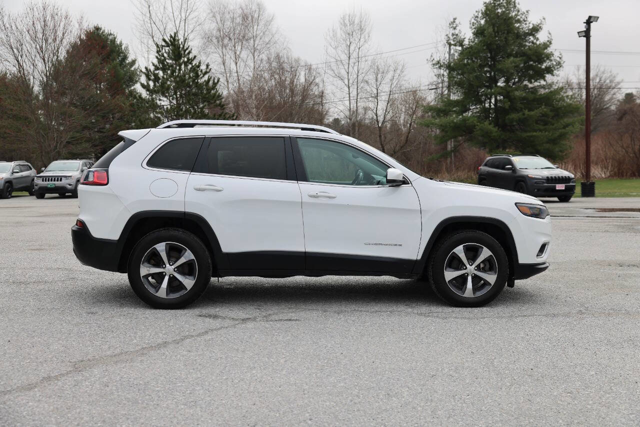 Used 2019 Jeep Cherokee Limited image 6