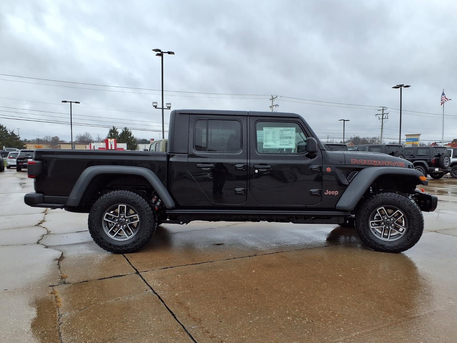 New 2026 Jeep Gladiator Mojave w/ Steel Bumper Group image 31