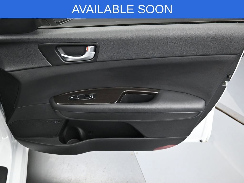 Used 2020 Kia Optima Premium image 40