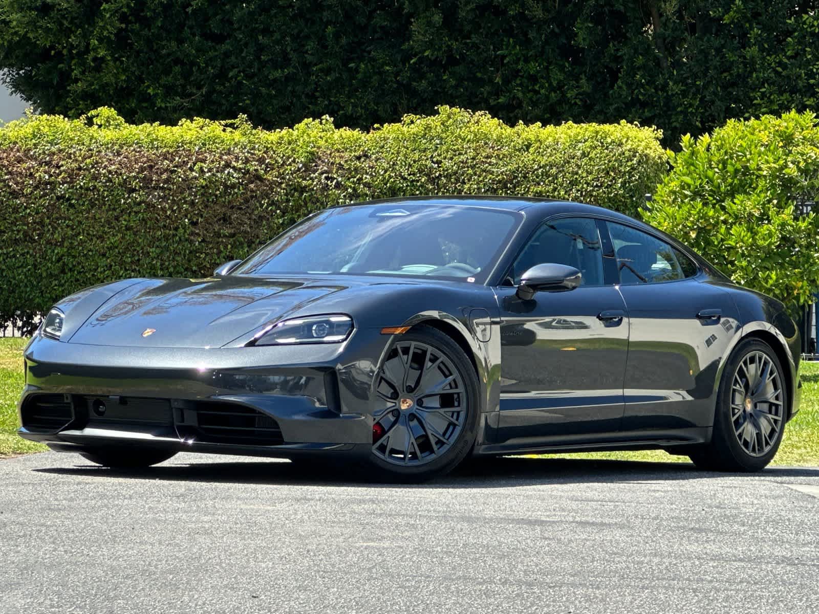 New 2026 Porsche Taycan GTS AWD/4WD image 1