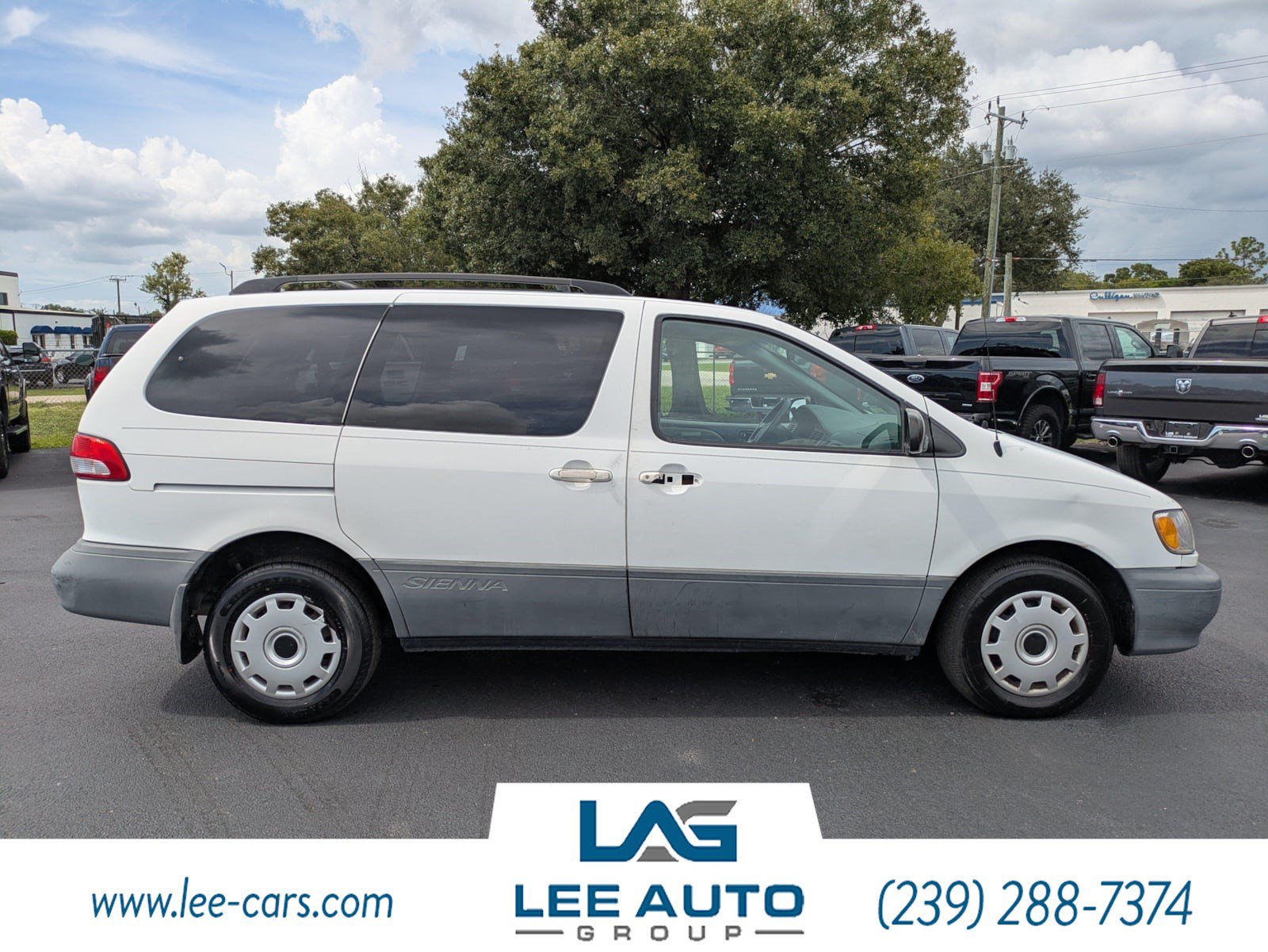 Used 2002 Toyota Sienna CE FWD image 2