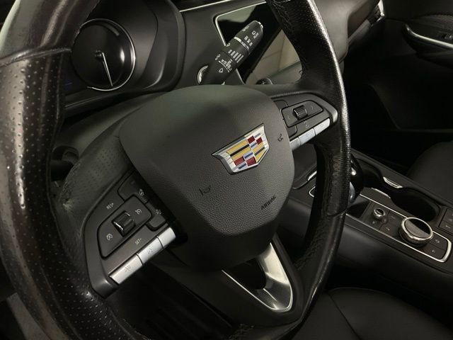 Used 2021 Cadillac XT4 Sport w/ Cold Weather Package image 16