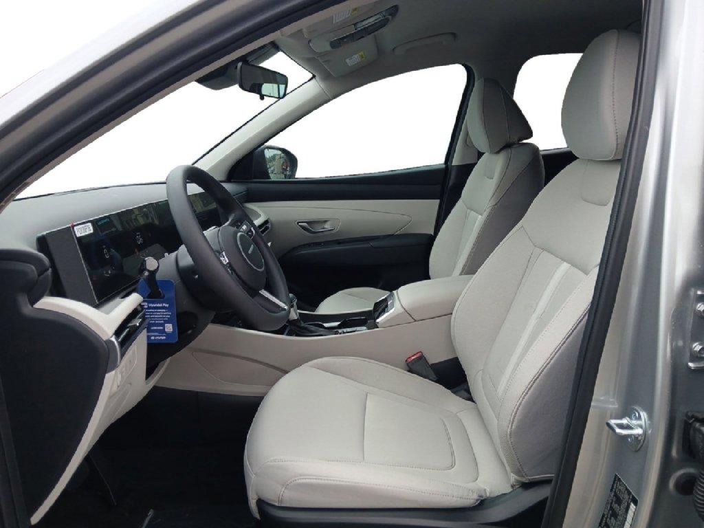 New 2026 Hyundai Tucson SEL Plus FWD image 9