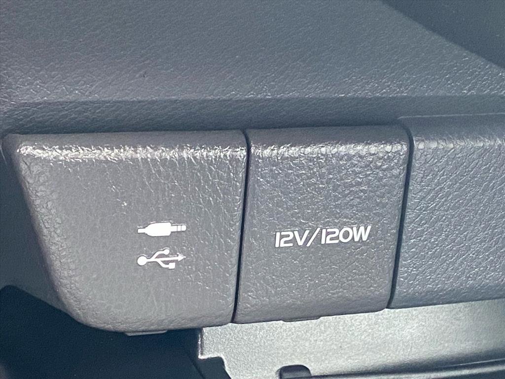 Used 2019 Toyota Camry SE image 17