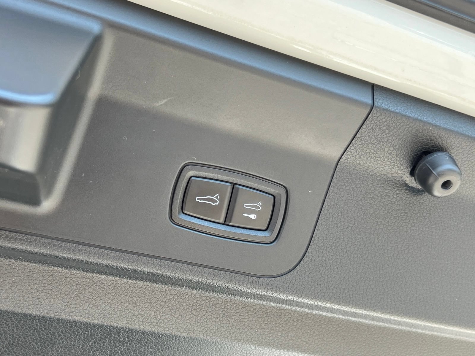 Certified 2018 Porsche Panamera 4S AWD/4WD image 23