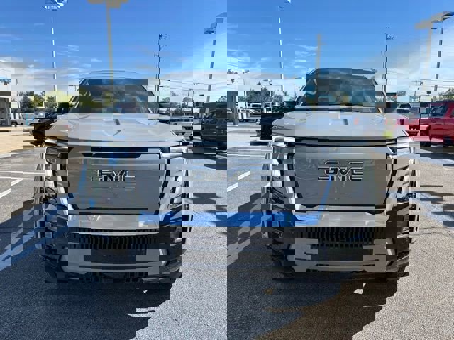 New 2025 GMC Sierra EV Denali image 3