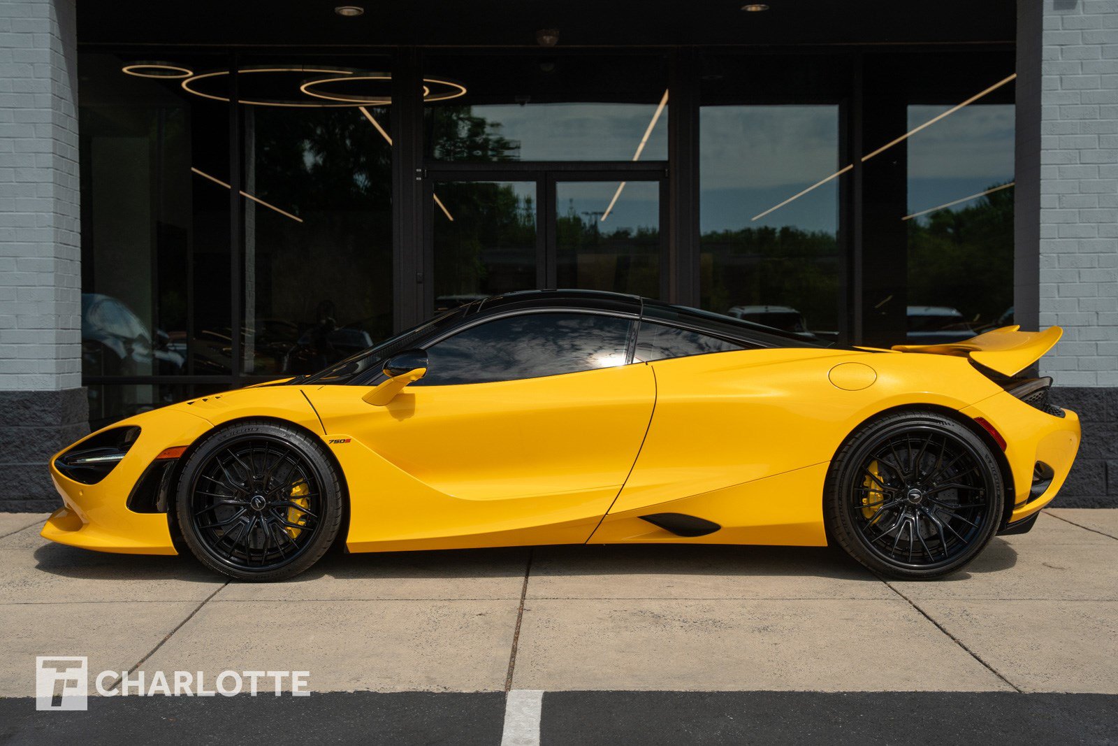 Used 2025 McLaren 750S