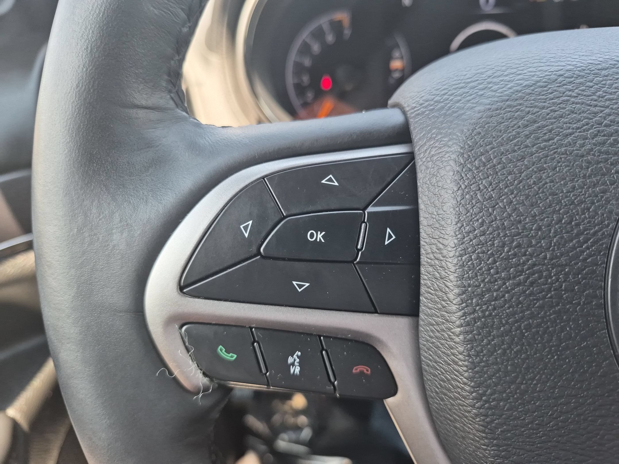 Used 2019 Jeep Grand Cherokee High Altitude AWD/4WD image 14