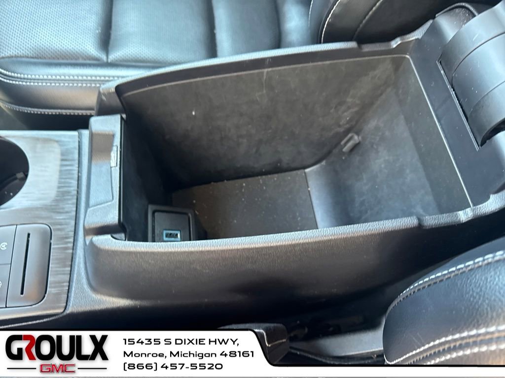 Used 2020 Ford Escape SEL image 26