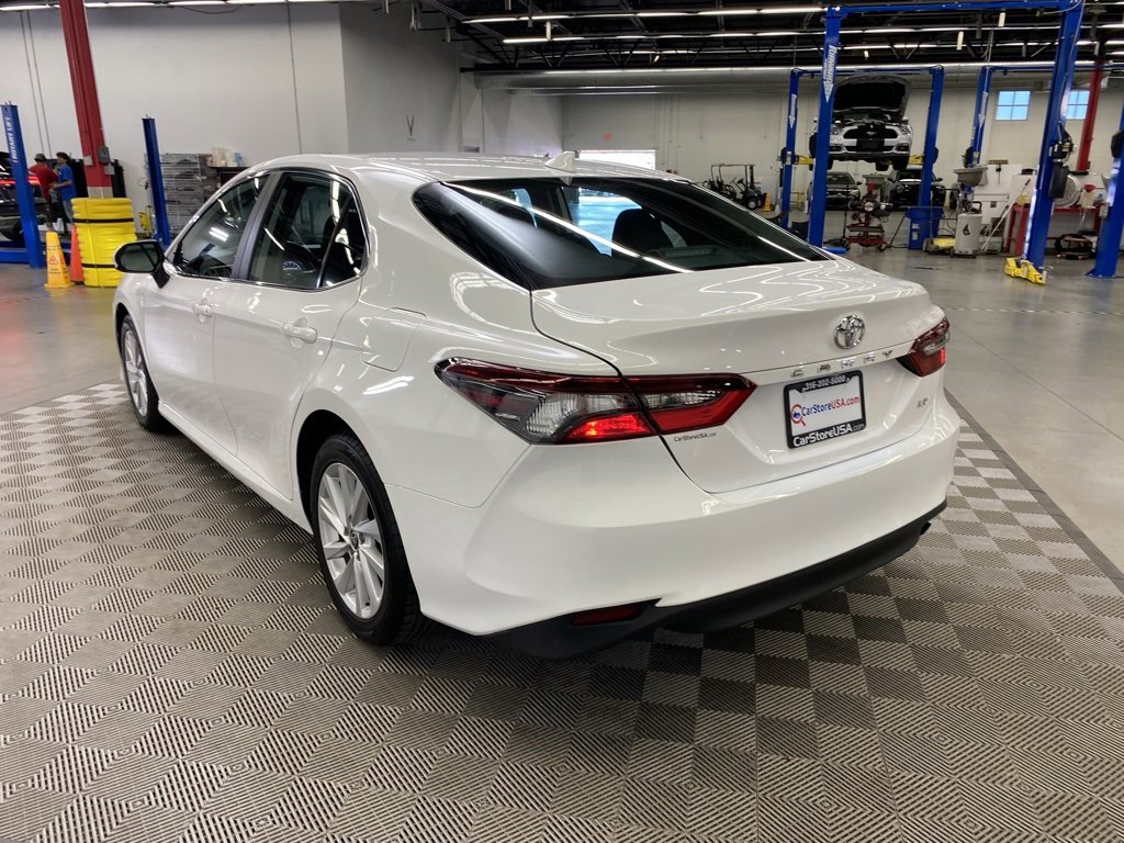 Used 2024 Toyota Camry LE image 11