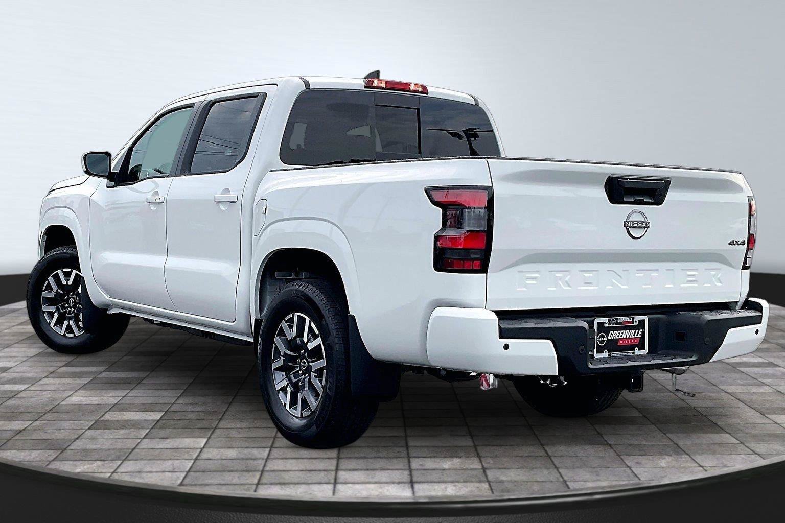 New 2026 Nissan Frontier SV w/ SV Convenience Package AWD/4WD image 3