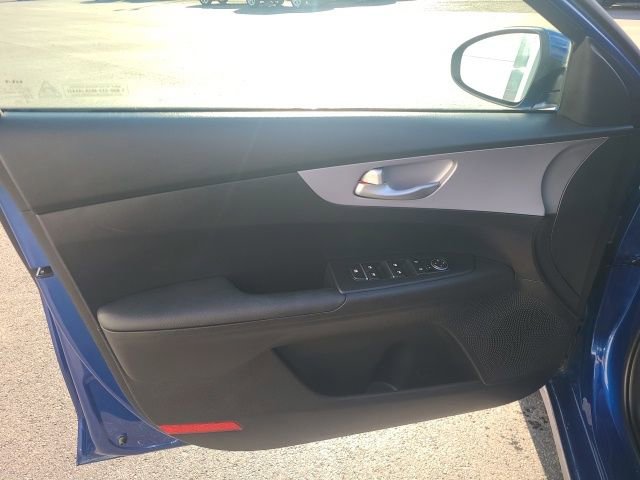 Used 2024 Kia Forte LXS image 10