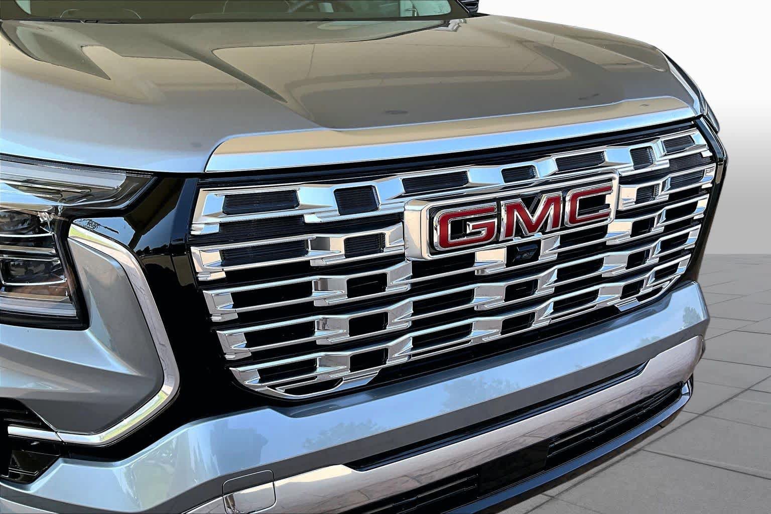 Used 2026 GMC Terrain Denali AWD/4WD image 28