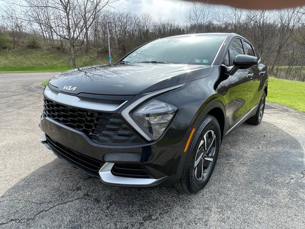 Certified 2023 Kia Sportage LX image 9