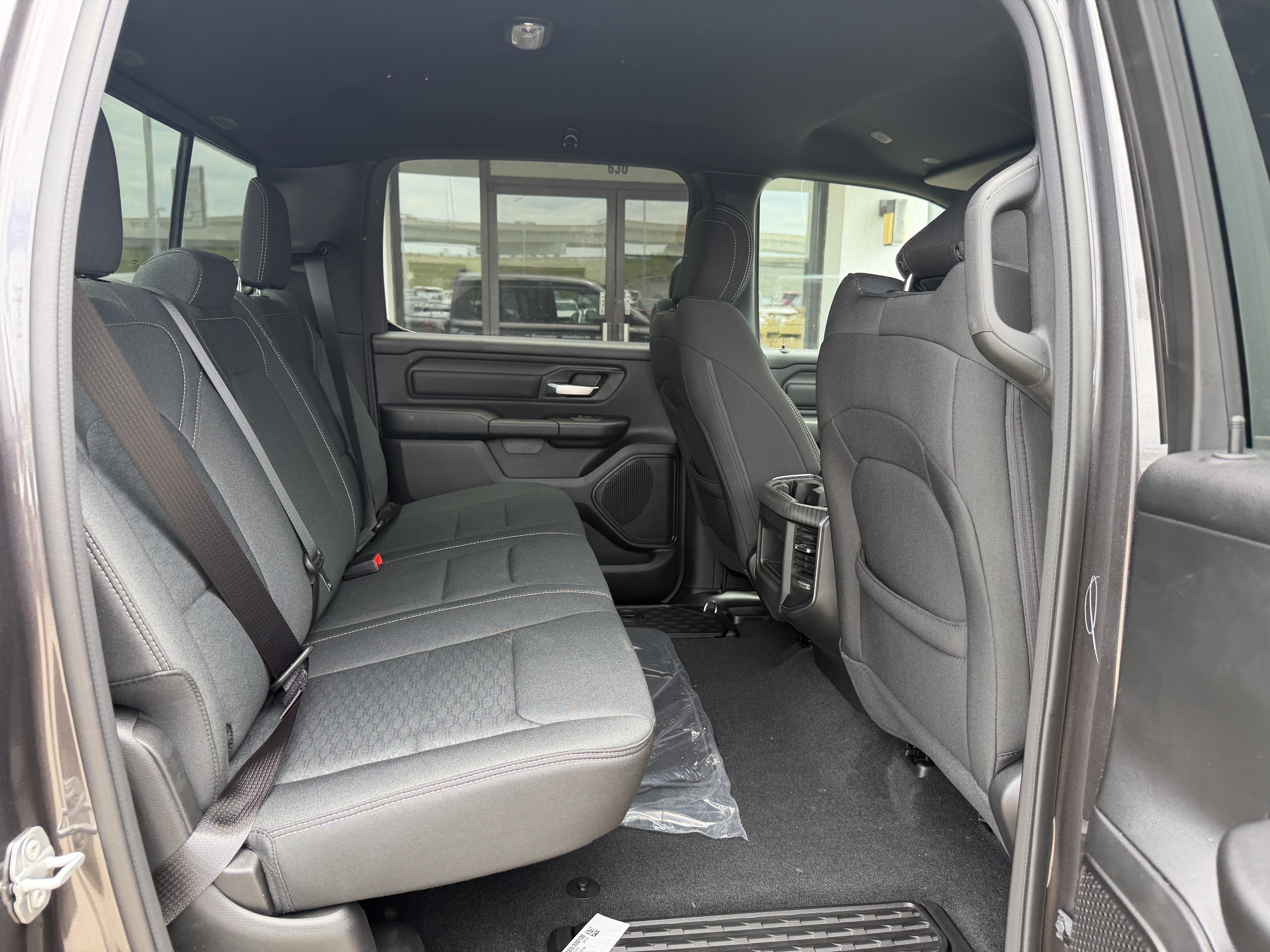 New 2026 RAM 1500 Express AWD/4WD image 25