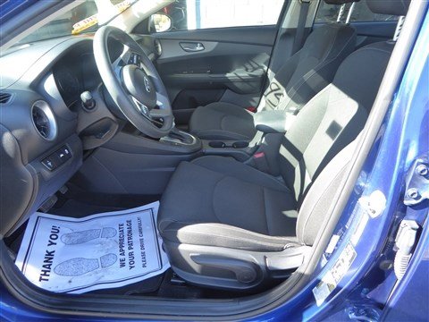 Used 2021 Kia Forte LXS image 11