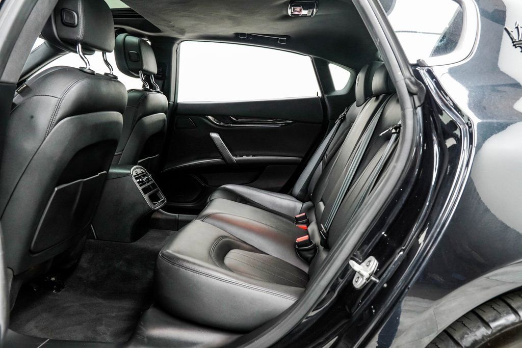 Used 2022 Maserati Quattroporte Modena Q4 image 38