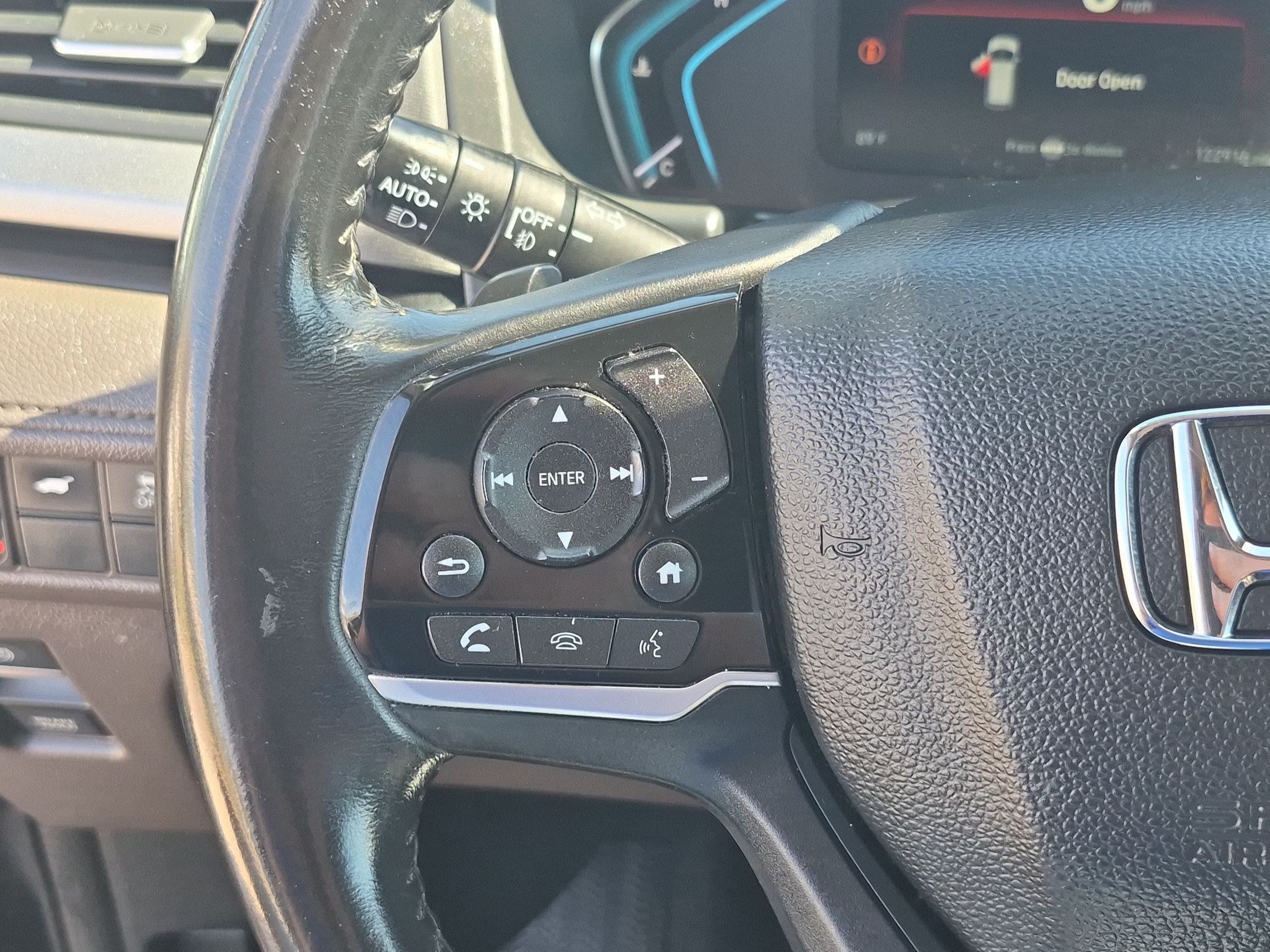 Used 2018 Honda Odyssey EX-L image 18