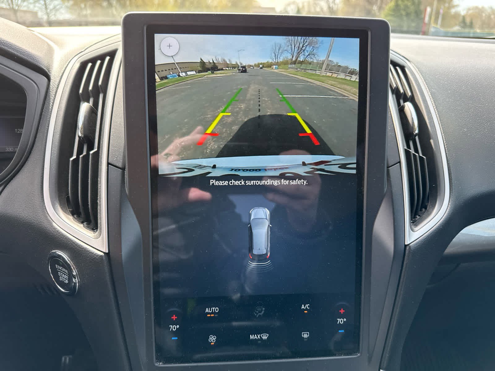 Used 2022 Ford Edge SE w/ Black Appearance Package AWD/4WD image 14