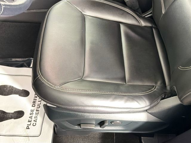 Used 2022 Ford Explorer XLT w/ Equipment Group 202A image 19