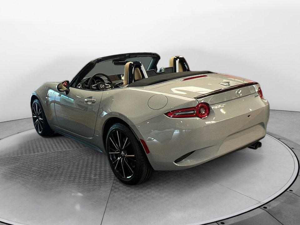 New 2026 MAZDA MX-5 Miata Grand Touring RWD image 5