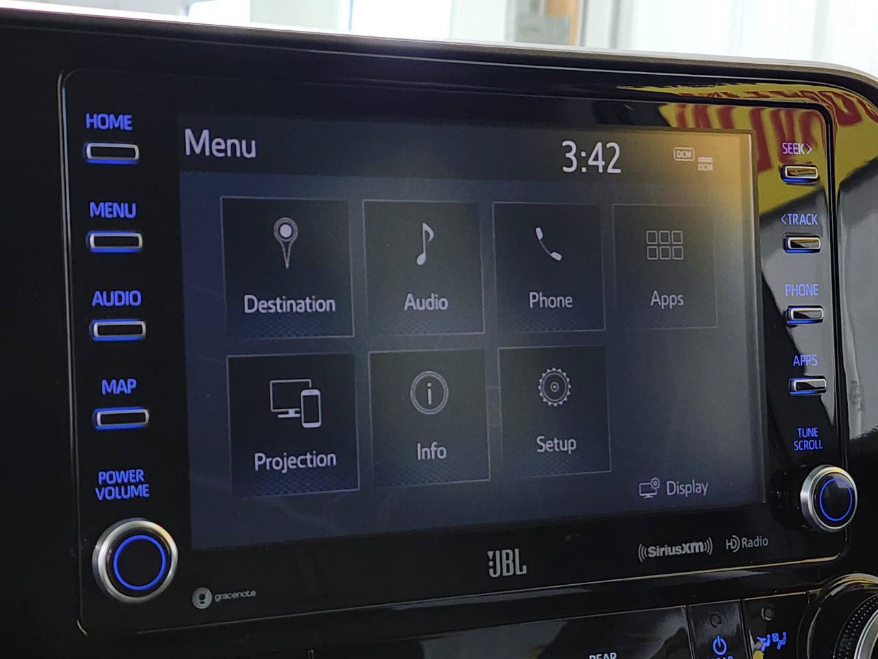 Used 2021 Toyota Highlander Limited AWD/4WD image 17
