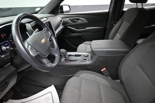 Used 2022 Chevrolet Traverse LT FWD image 16