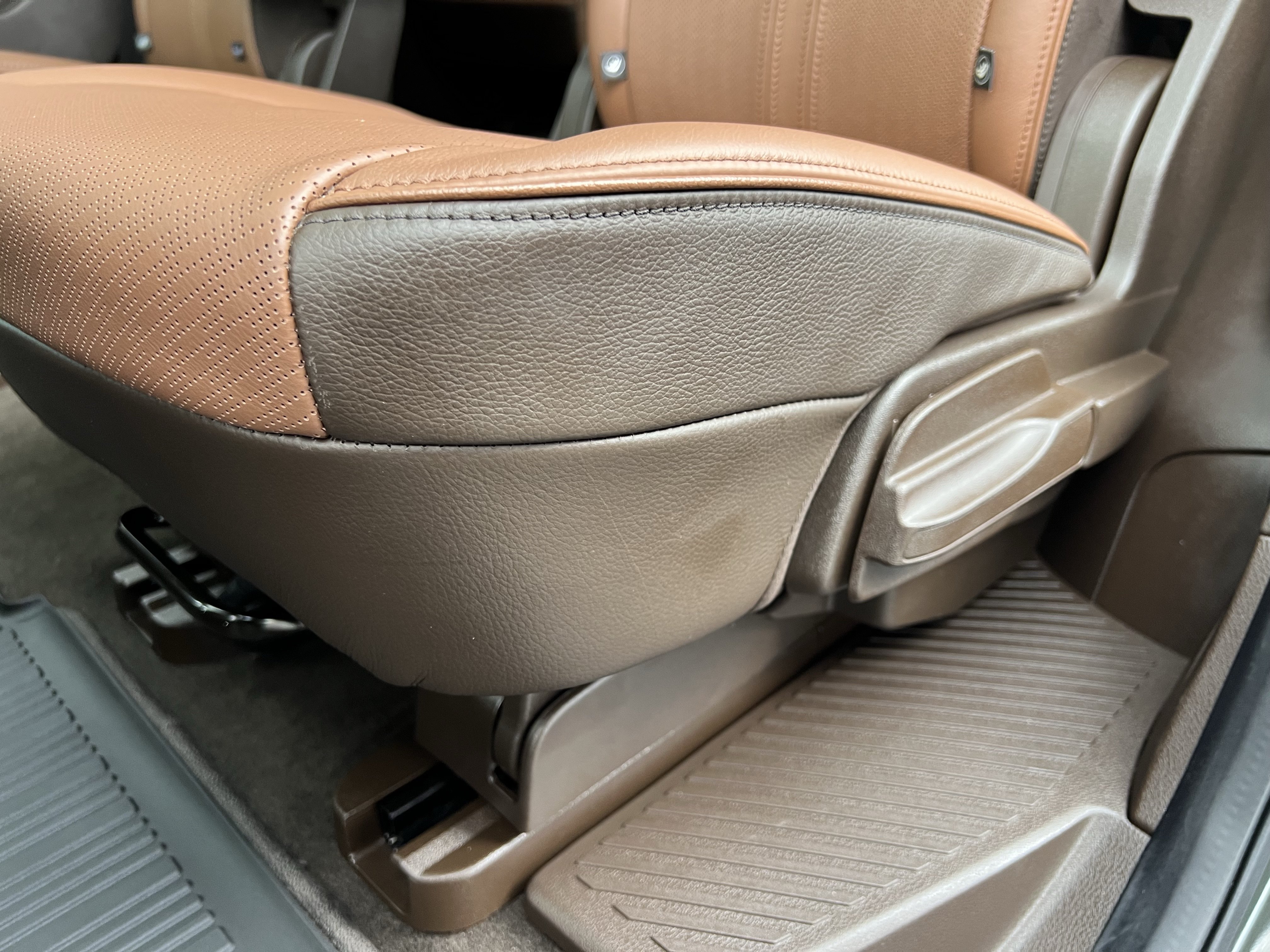 Used 2022 Ford Expedition King Ranch AWD/4WD image 26