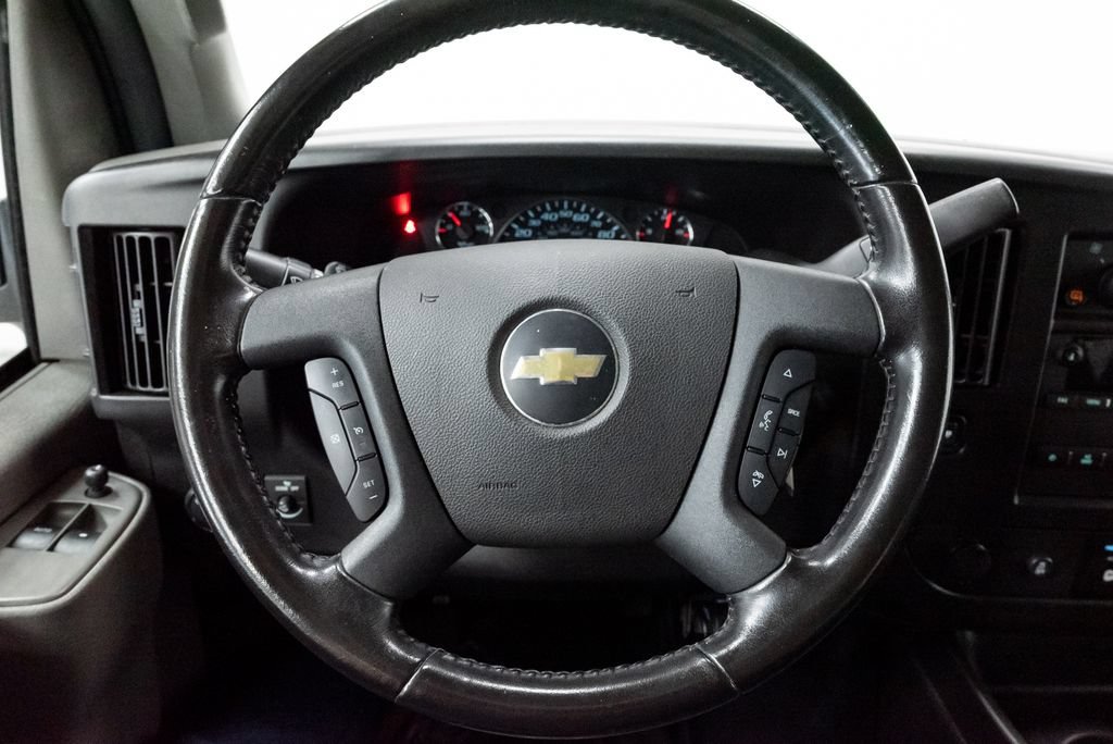 Used 2022 Chevrolet Express 3500 LS RWD image 11