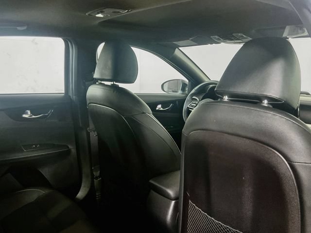 Used 2022 Kia Forte GT-Line w/ GT-Line Premium Package FWD image 8