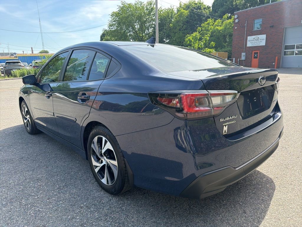 Used 2023 Subaru Legacy Premium AWD/4WD image 3