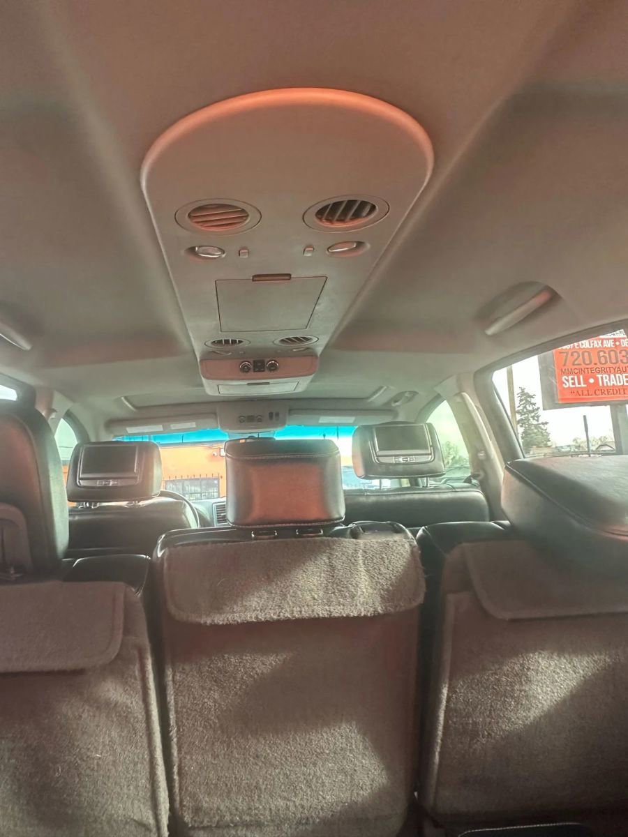 Used 2014 Nissan Armada Platinum image 40