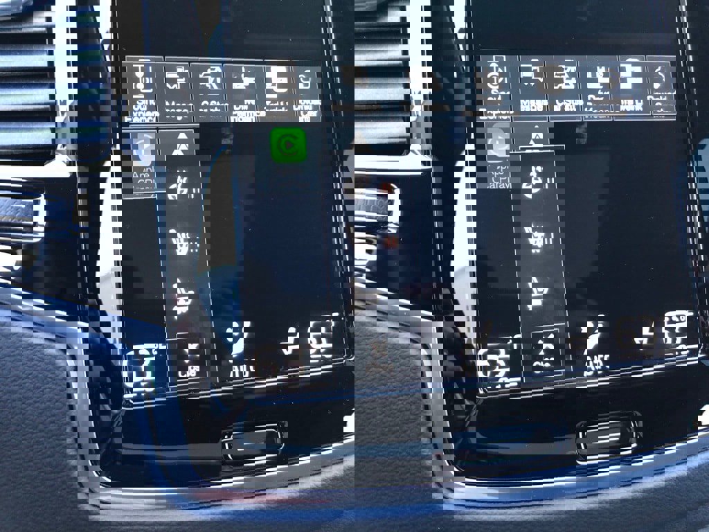 Used 2022 Volvo XC90 T6 Inscription w/ Advanced Package image 26