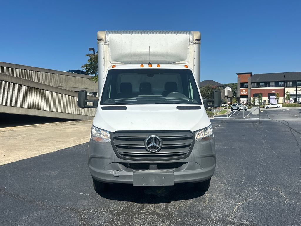 Used 2024 Mercedes-Benz Sprinter 3500 image 2
