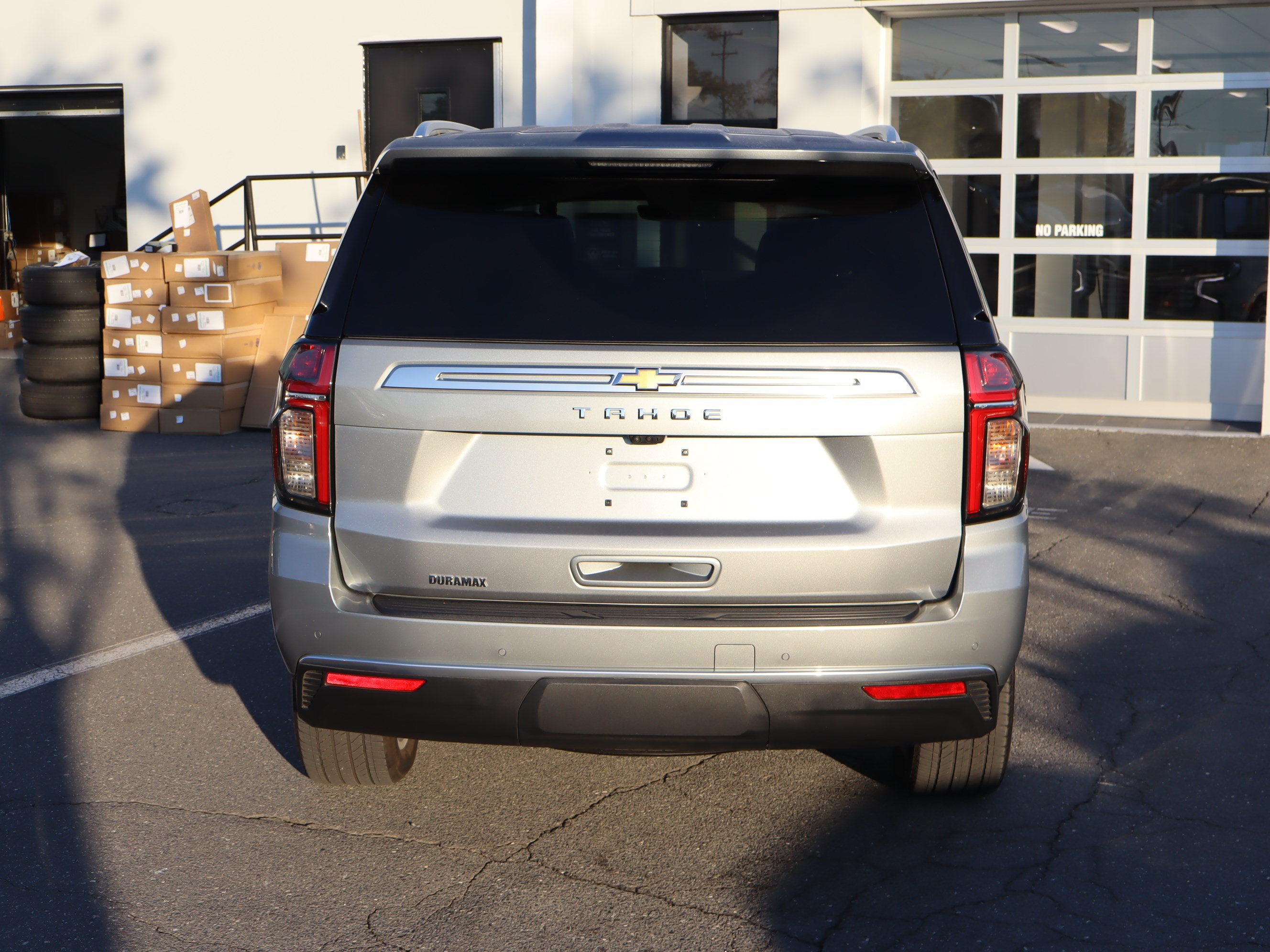 Used 2024 Chevrolet Tahoe High Country RWD image 9