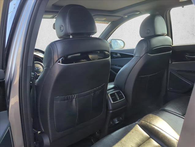 Used 2018 Kia Sorento SX image 15