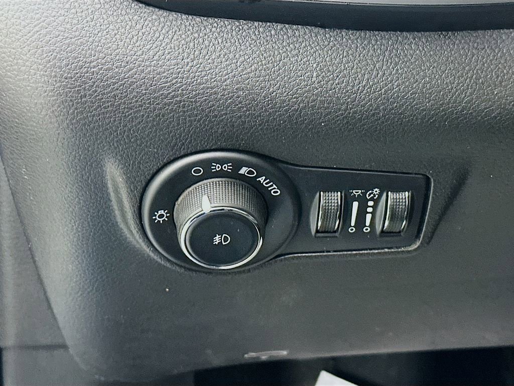 Used 2022 Jeep Compass Latitude w/ Convenience Group image 10