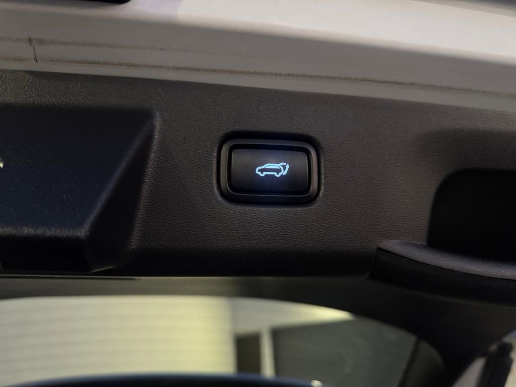 Used 2023 Hyundai Tucson N Line w/ Cargo Package image 10