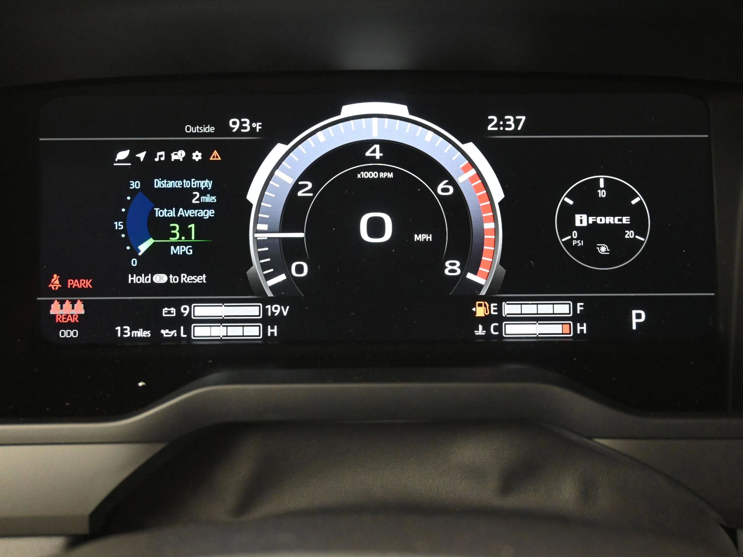 New 2025 Toyota Tundra Platinum image 25
